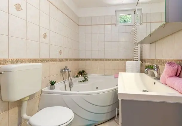 Family Apart Daire, Birden Çok Yatak, 2 Banyolu, Bahçeli (Seaview Apartment Tina Krk island)