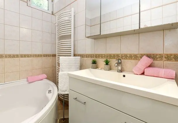 Family Apart Daire, Birden Çok Yatak, 2 Banyolu, Bahçeli (Seaview Apartment Tina Krk island)