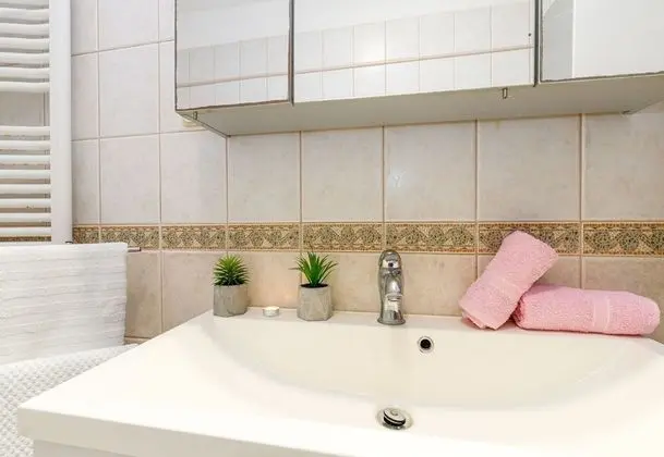 Family Apart Daire, Birden Çok Yatak, 2 Banyolu, Bahçeli (Seaview Apartment Tina Krk island)