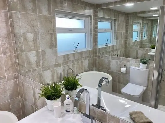 Kır Evi, Banyolu/Duşlu, Deniz Manzaralı