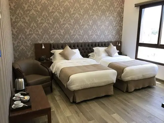 Deluxe İki Ayrı Yataklı Oda, 2 Tek Kişilik Yatak, Kısmi Deniz Manzaralı