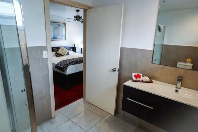 Tek Büyük Yataklı Oda, Balkon, Bahçe Manzaralı