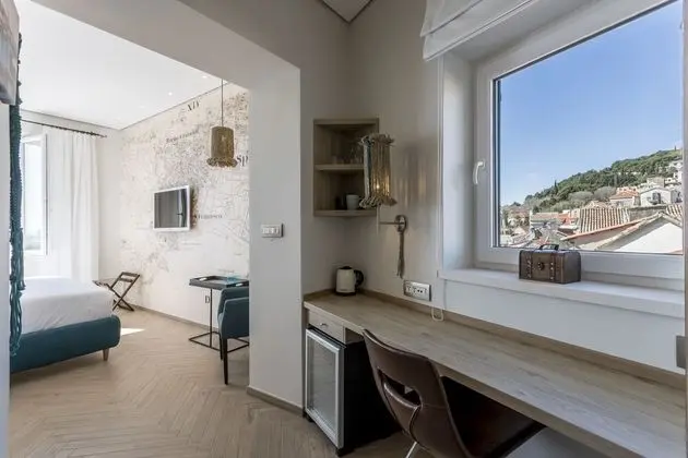 Deluxe Oda, Balkon, Deniz Manzaralı