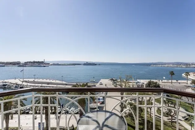 Deluxe Oda, Balkon, Deniz Manzaralı