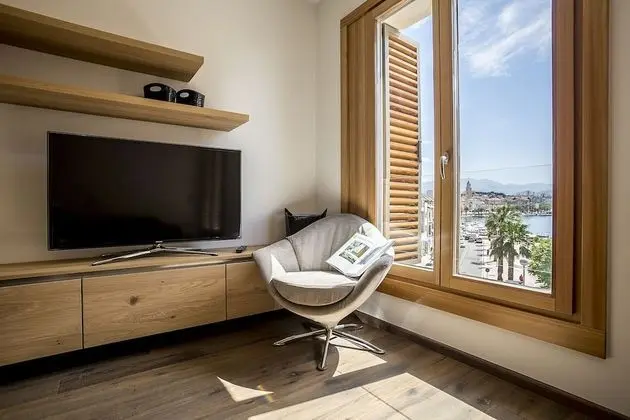 Deluxe Studio Suite with Sea View (Annex building: Drazanac 1a)