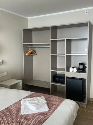 Standard Tek Büyük veya İki Ayrı Yataklı Oda