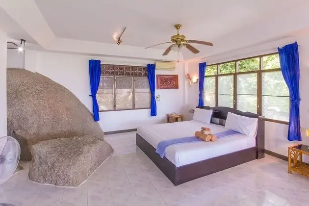 Lower on the Mountain One-Bedroom Villa