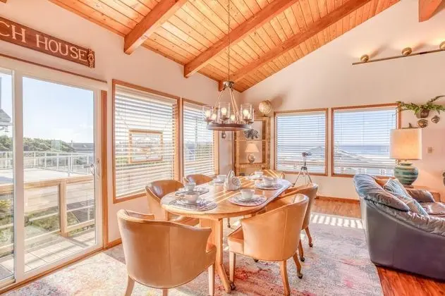 Ev, Birden Çok Yatak, Deniz Manzaralı (Seaview Rockaway)