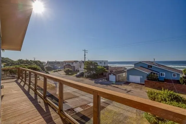 Ev, Birden Çok Yatak, Deniz Manzaralı (Seaview Rockaway)