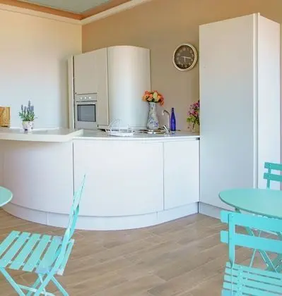 Tek Büyük Yataklı Oda, Balkon (Queen)