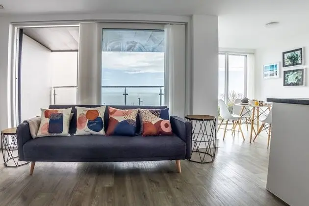 Luxury Apart Daire, 2 Yatak Odası, Deniz Manzaralı (near beach and city center)