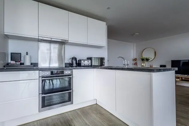Luxury Apart Daire, 2 Yatak Odası, Deniz Manzaralı (near beach and city center)