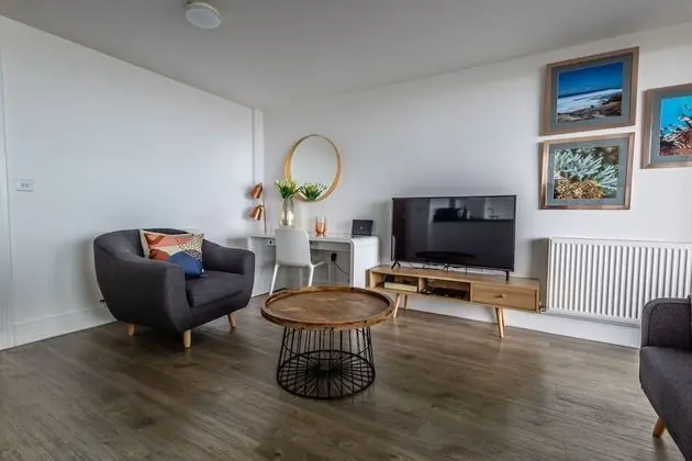 Luxury Apart Daire, 2 Yatak Odası, Deniz Manzaralı (near beach and city center)