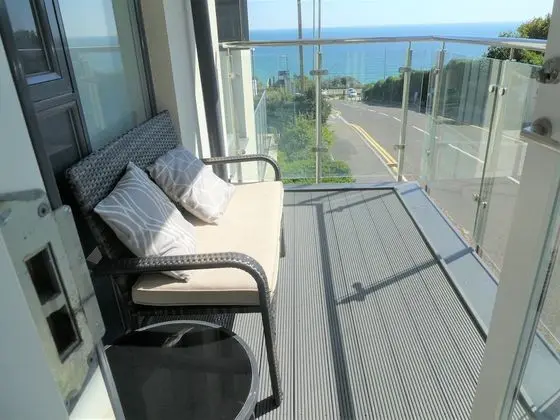 Luxury Apart Daire, 2 Yatak Odası, Deniz Manzaralı (near beach and city center)