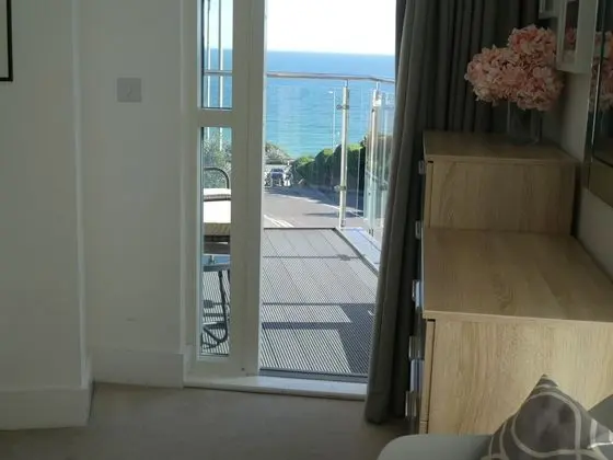 Luxury Apart Daire, 2 Yatak Odası, Deniz Manzaralı (near beach and city center)