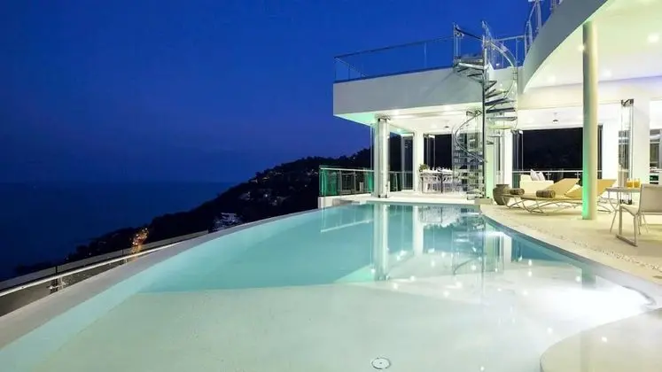 Luxury Private Pools Seaview Villa (3 Bedroom Option)