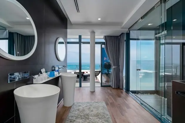 Luxury Private Pools Seaview Villa (3 Bedroom Option)