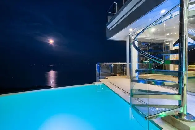 Luxury Private Pools Seaview Villa (3 Bedroom Option)