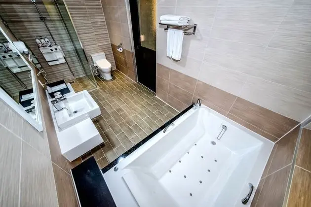 Oda (Seawater Spa Room, 1Double+1Single )