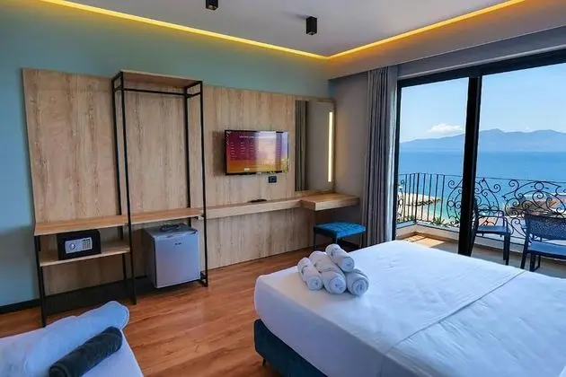 Tek Büyük Yataklı Oda, Deniz Manzaralı