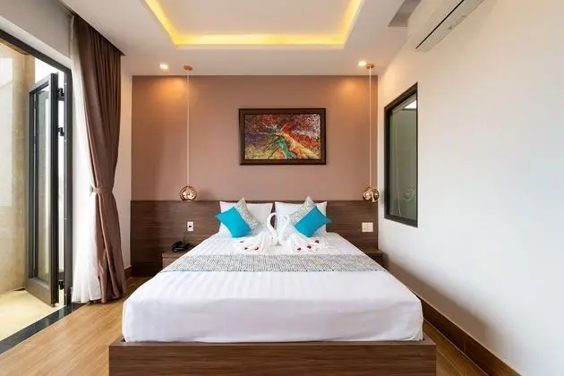 Deluxe Tek Büyük Yataklı Oda