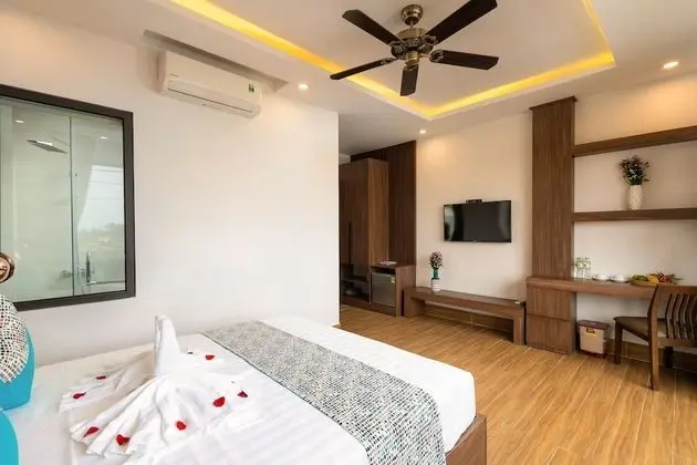 Deluxe Tek Büyük Yataklı Oda