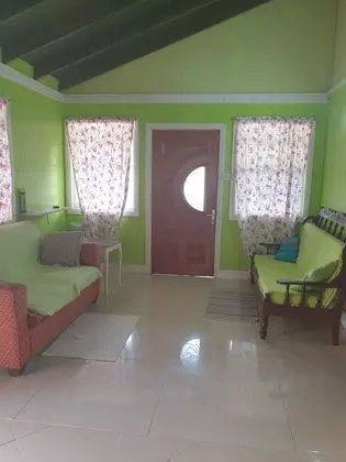 Traditional Kır Evi, Birden Çok Yatak, Sigara İçilmez