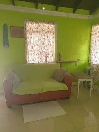 Traditional Kır Evi, Birden Çok Yatak, Sigara İçilmez
