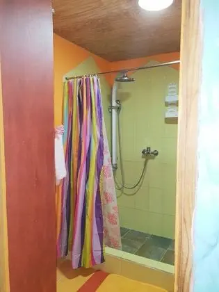 Traditional Kır Evi, Birden Çok Yatak, Sigara İçilmez