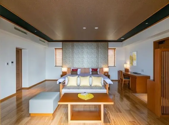 Premier Villa (House)