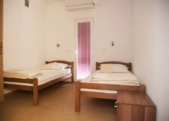 Tek Büyük veya İki Ayrı Yataklı Oda, Balkon
