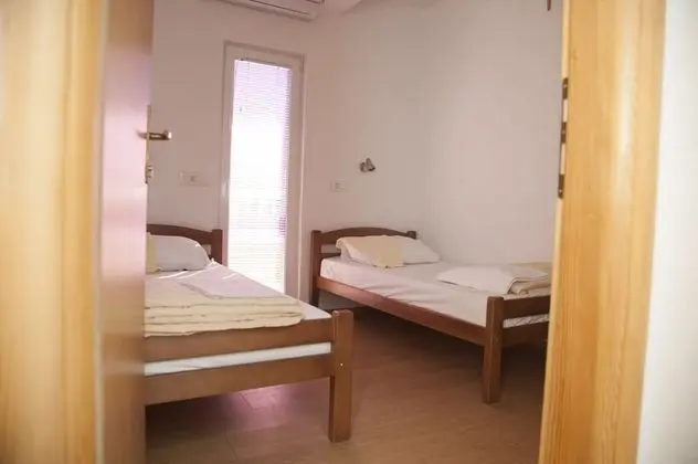 Tek Büyük veya İki Ayrı Yataklı Oda, Balkon