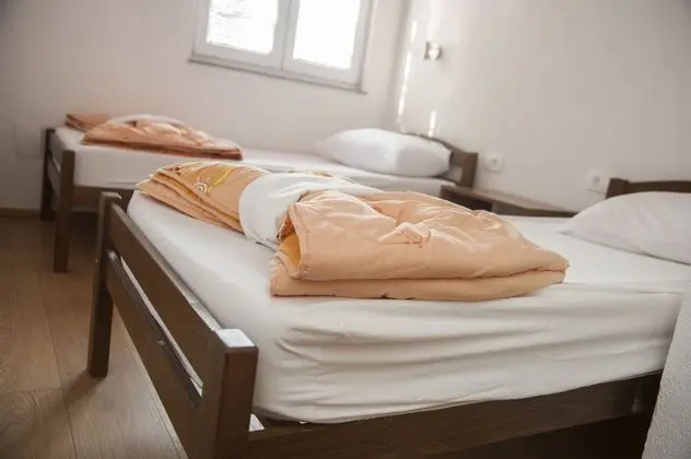 Tek Büyük veya İki Ayrı Yataklı Oda, Balkon