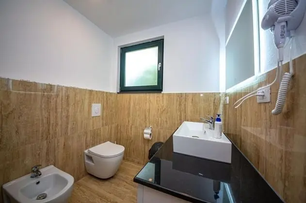 Deluxe Üç Kişilik Oda