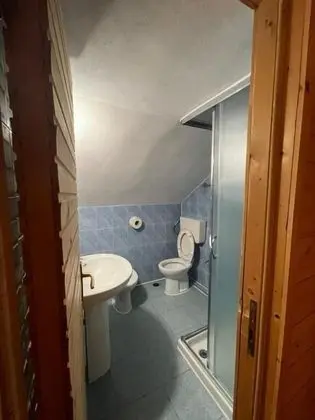 Economy Üç Kişilik Oda