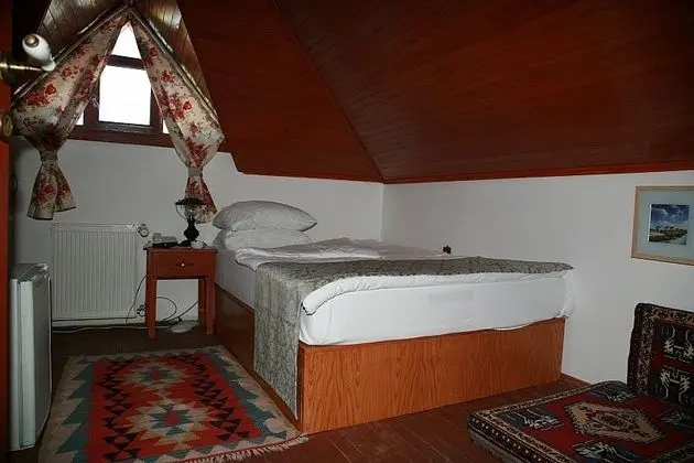 Çatı Katı Standart Oda, Şehir Manzaralı