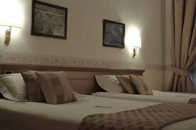 Deluxe Tek Büyük veya İki Ayrı Yataklı Oda