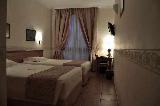 Deluxe Tek Büyük veya İki Ayrı Yataklı Oda