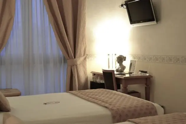 Deluxe Tek Büyük veya İki Ayrı Yataklı Oda