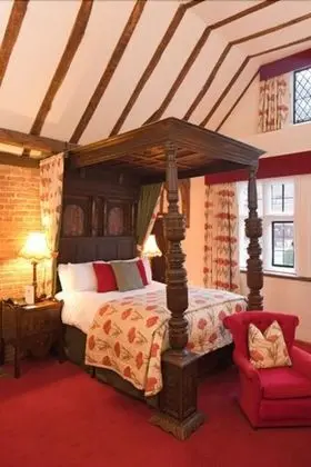Feature Room