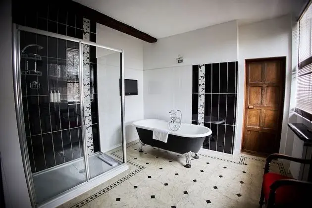 Feature Room