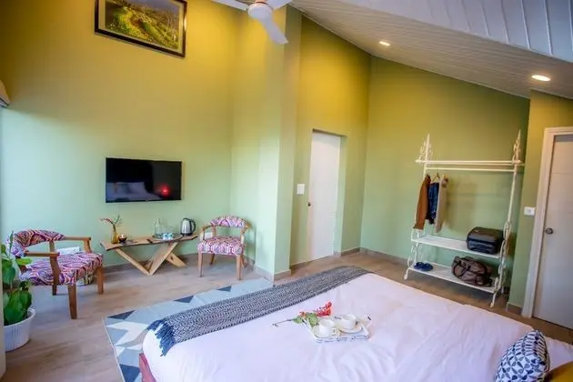 Open Blue Skies - 4 bedroom villa