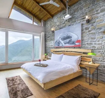 Deluxe Oda, Sigara İçilmez, Dağ Manzaralı