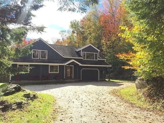 Apart Daire, Birden Çok Yatak (Secluded 6 Acre Property - Large Grou)