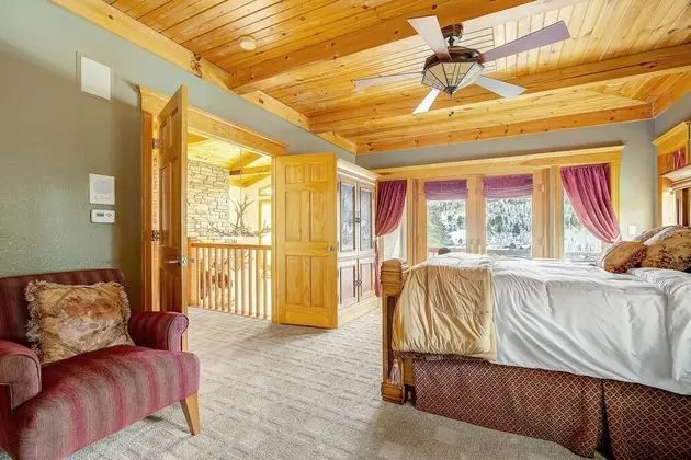 Ev, Birden Çok Yatak (Secluded & Spacious Mountain Getaway)