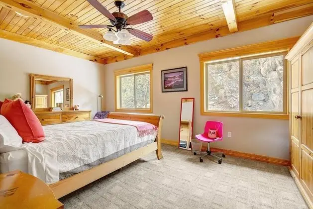 Ev, Birden Çok Yatak (Secluded & Spacious Mountain Getaway)