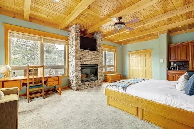 Ev, Birden Çok Yatak (Secluded & Spacious Mountain Getaway)