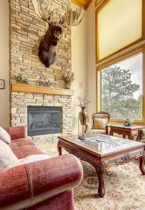 Ev, Birden Çok Yatak (Secluded & Spacious Mountain Getaway)