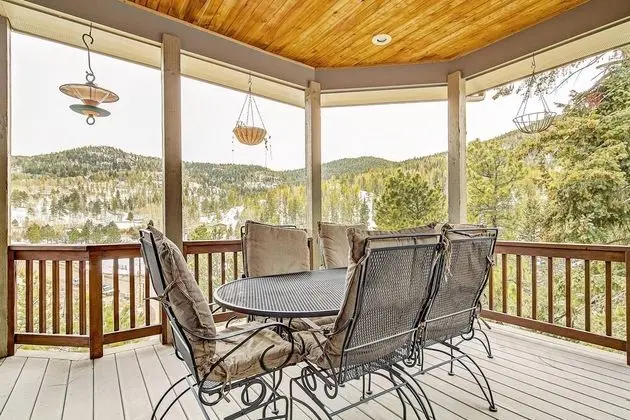 Ev, Birden Çok Yatak (Secluded & Spacious Mountain Getaway)