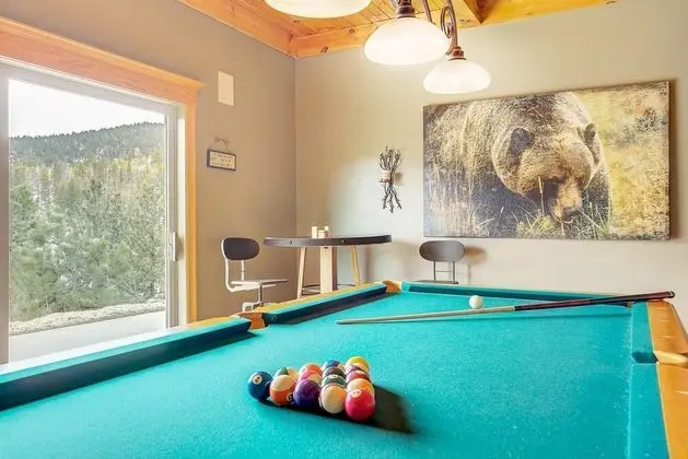 Ev, Birden Çok Yatak (Secluded & Spacious Mountain Getaway)